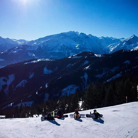 Waldhaus Opitz アパート *